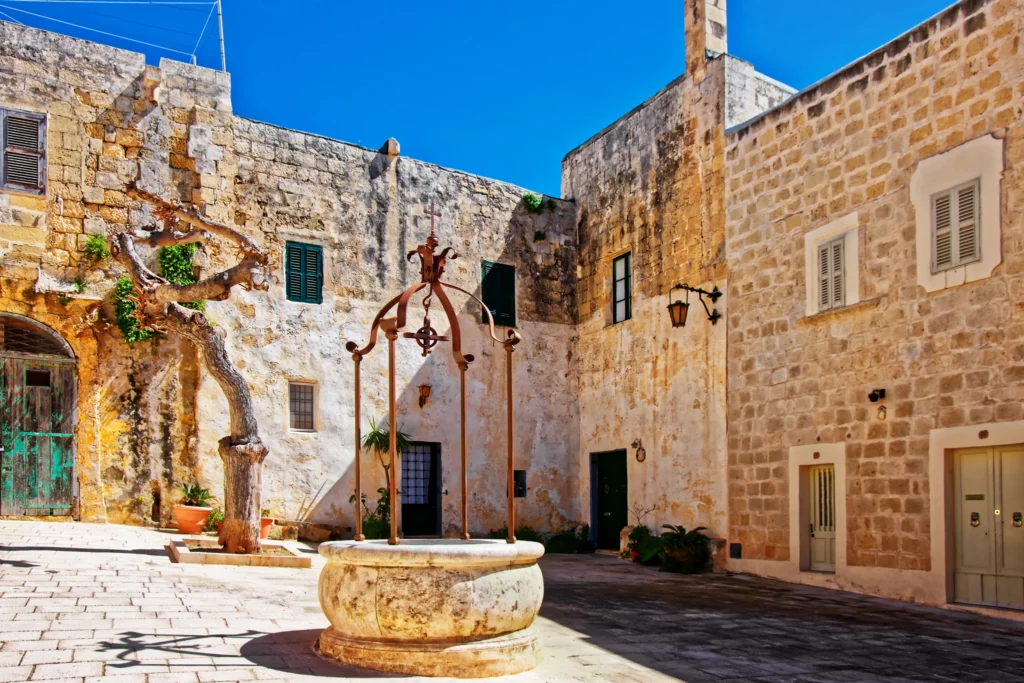 Mesquita Square in Mdina, as seen in Game of Thrones 